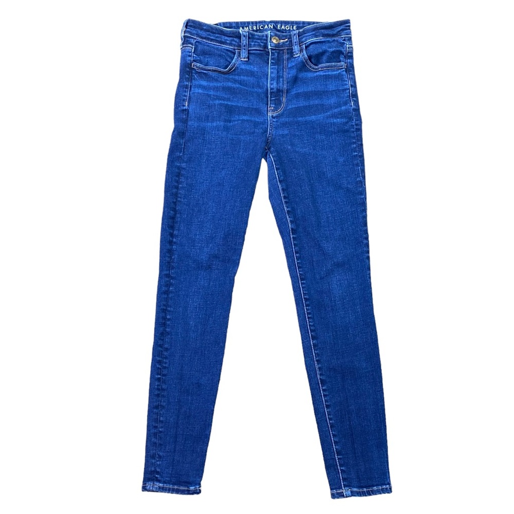 Woman’s American Eagle super hi-rise Jegging jeans size 4 SHORT